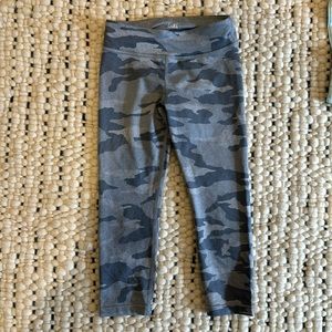 Athleta Girl Chit Chat Capri Leggings